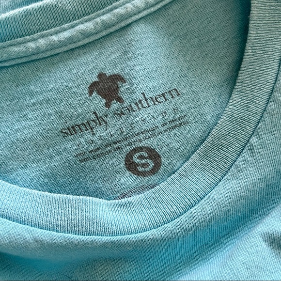 SIMPLY SOUTHERN SHORT SLEEVE BLUE & PINK PAISLEY TURTLE T-SHIRT 💖🐢 - Picture 4 of 4